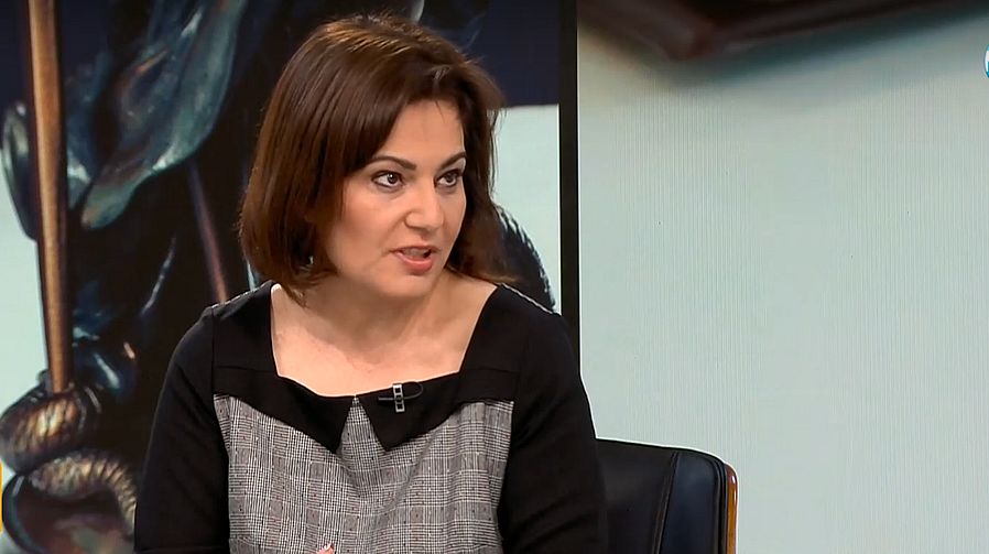 Бившият здравен министър Асена Сербезова осъди прокуратурата за 50 000 лв.